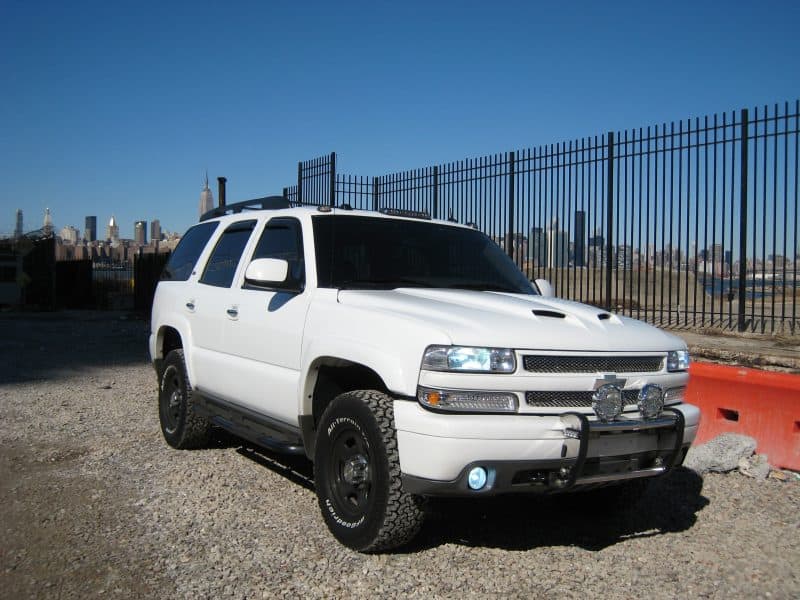 2005 tahoe white police package