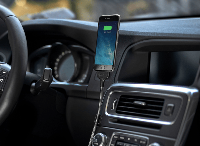 Car Phone Mount being used to charge smartphone