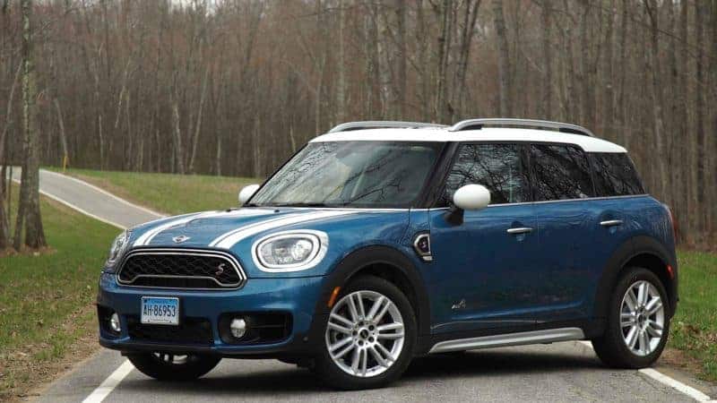 Mini Countryman front 3/4 view