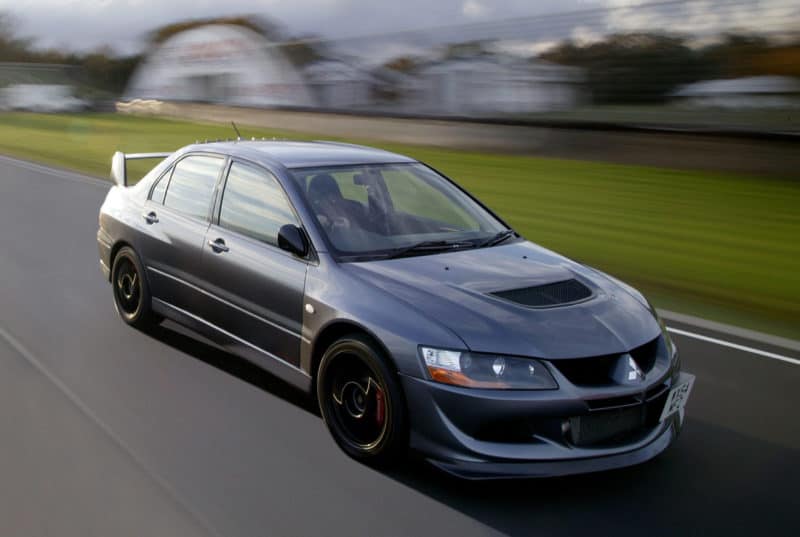 Japanese cars -Mitsubishi Lancer Evo VIII MR FQ-400