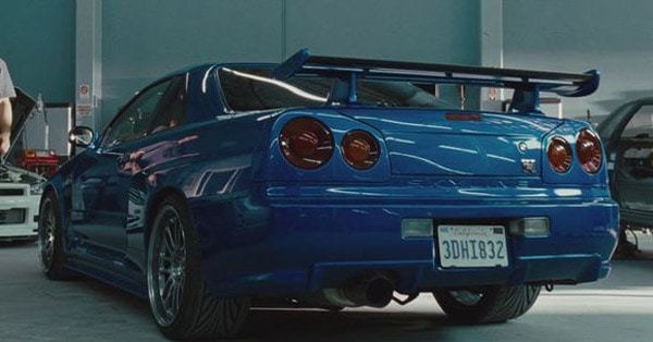 R34 Nissan Skyline GT-R