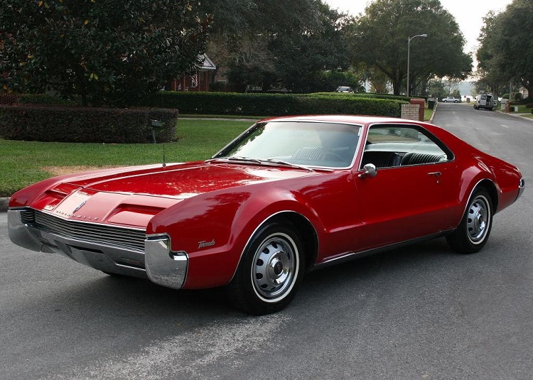 Oldsmobile Toronado