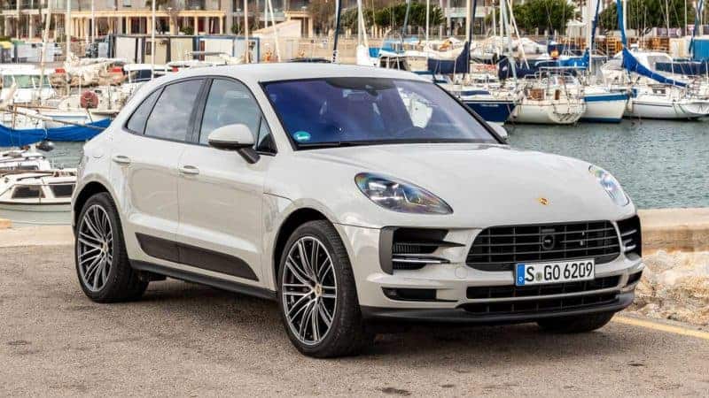 Porsche Macan front 3/4 view